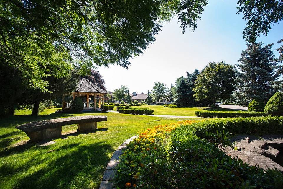 Terrace on the Green