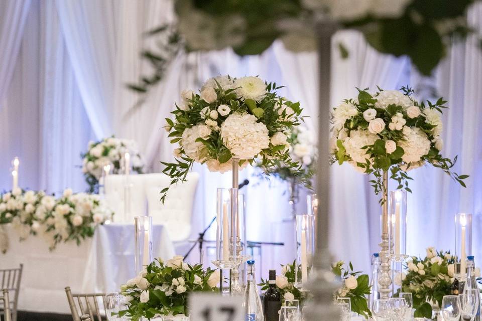 Mix of high & low centrepieces