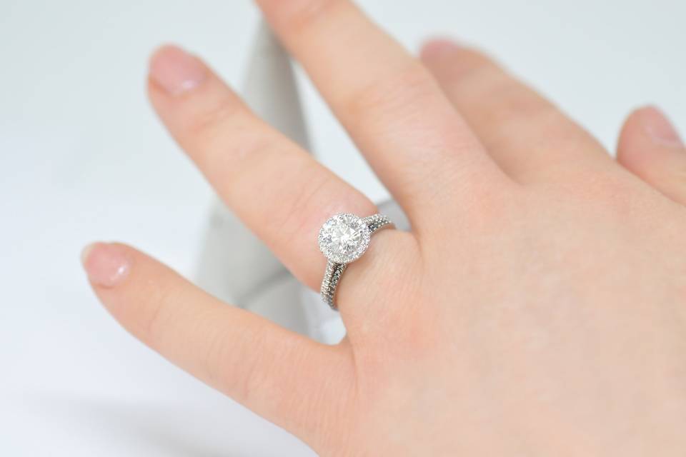 Custom Engagement Ring Toronto