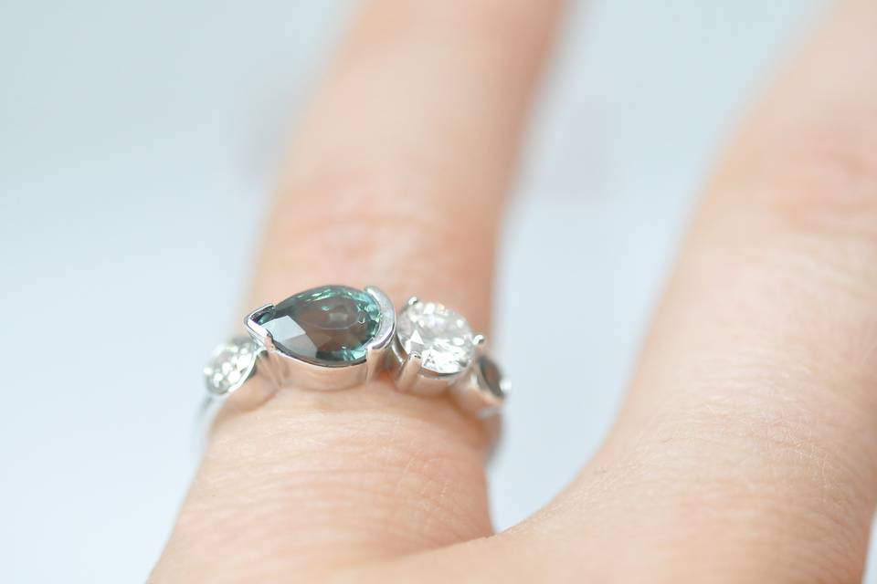 Custom Sapphire Ring Toronto
