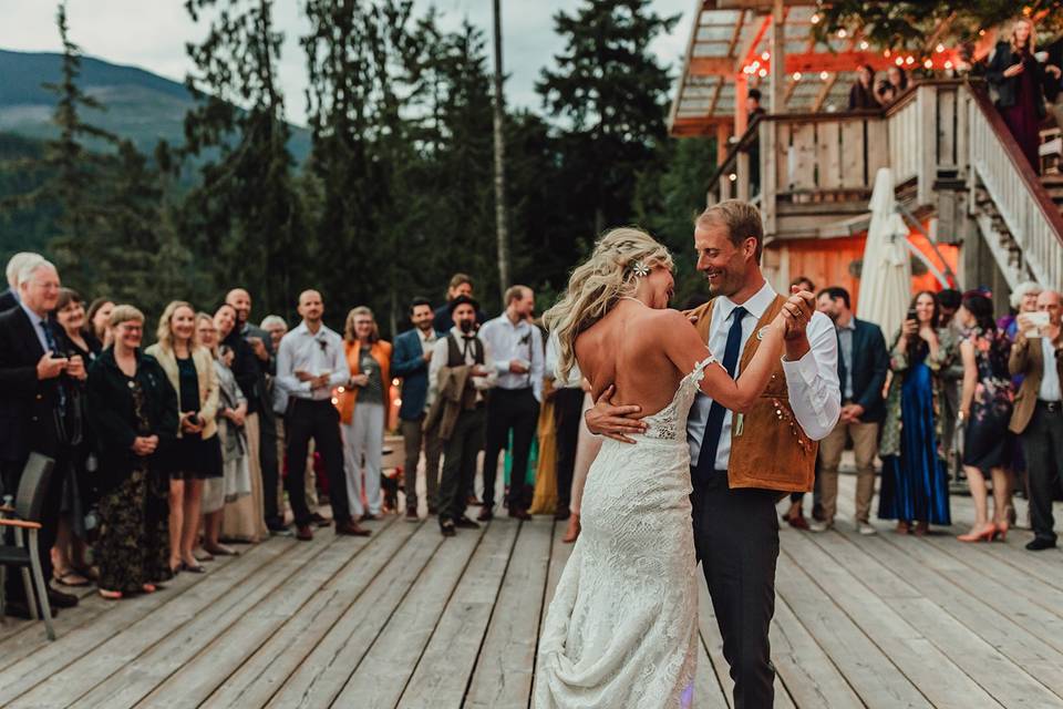 June Wedding First Dance