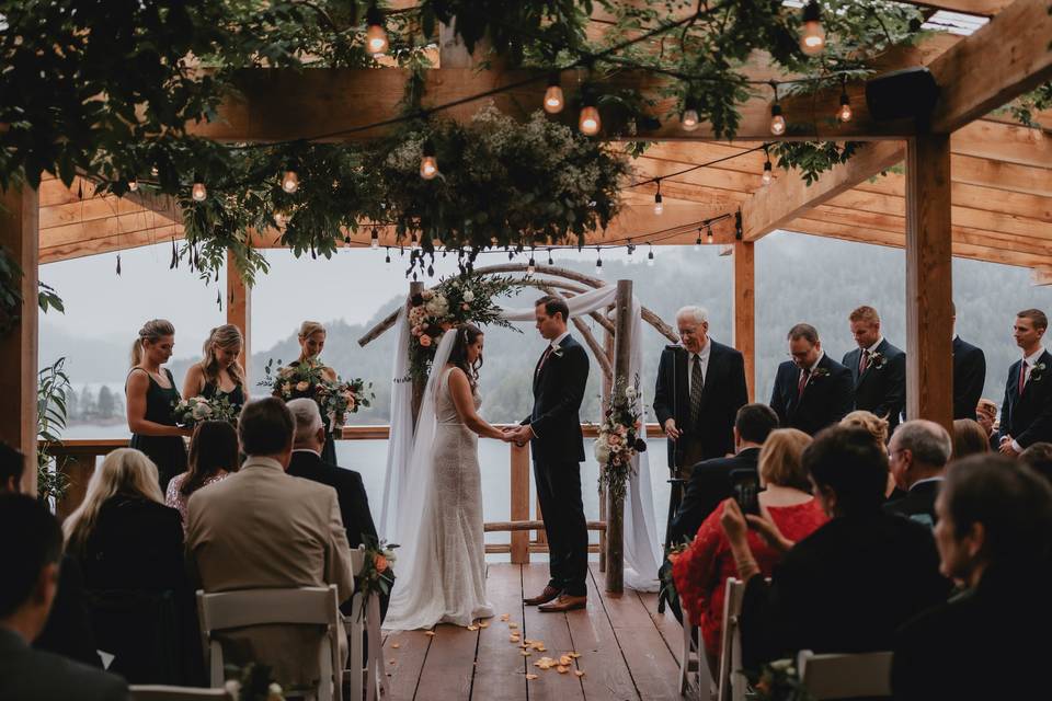 Isle Walkway May Elopement