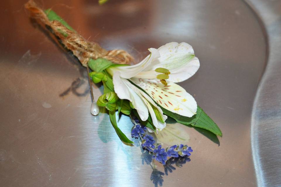 Grooms Boutonniere