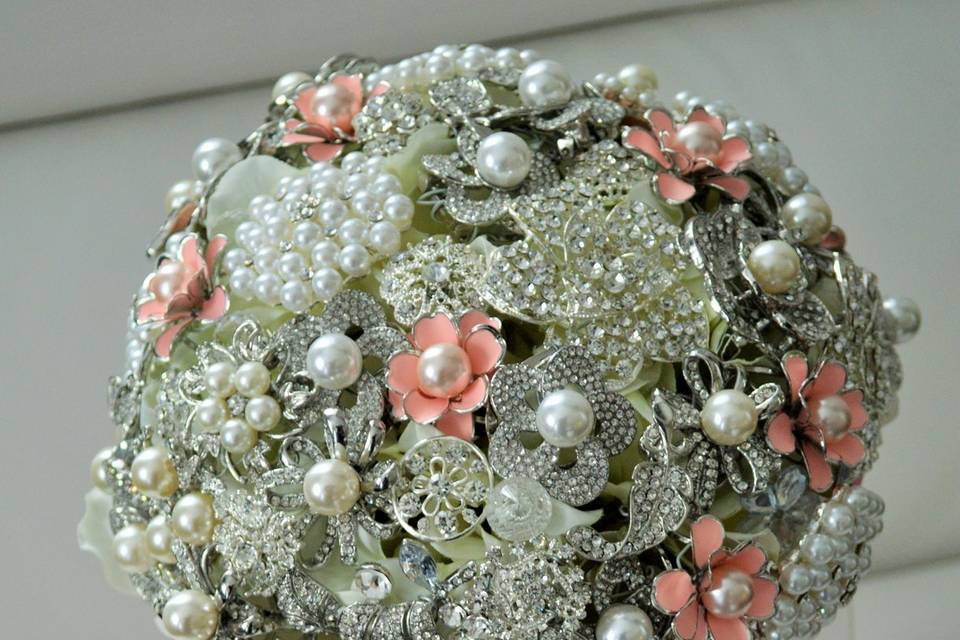 Brooch Bouquet