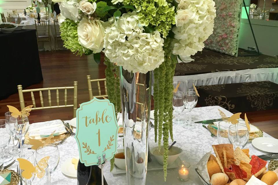 Green centrepiece