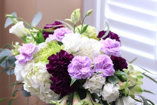 Purple centrepiece