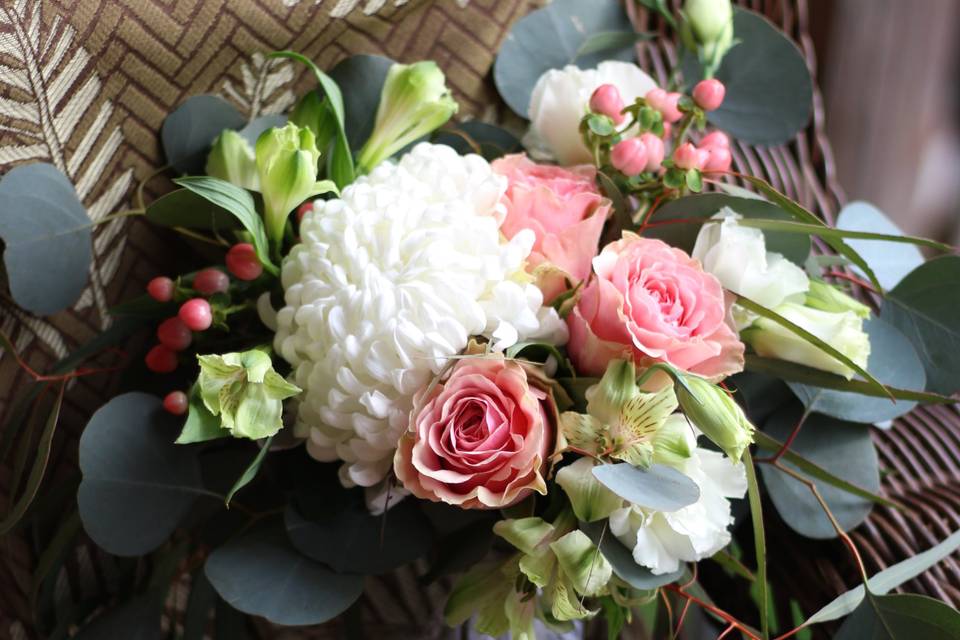 Bouquet by the sea