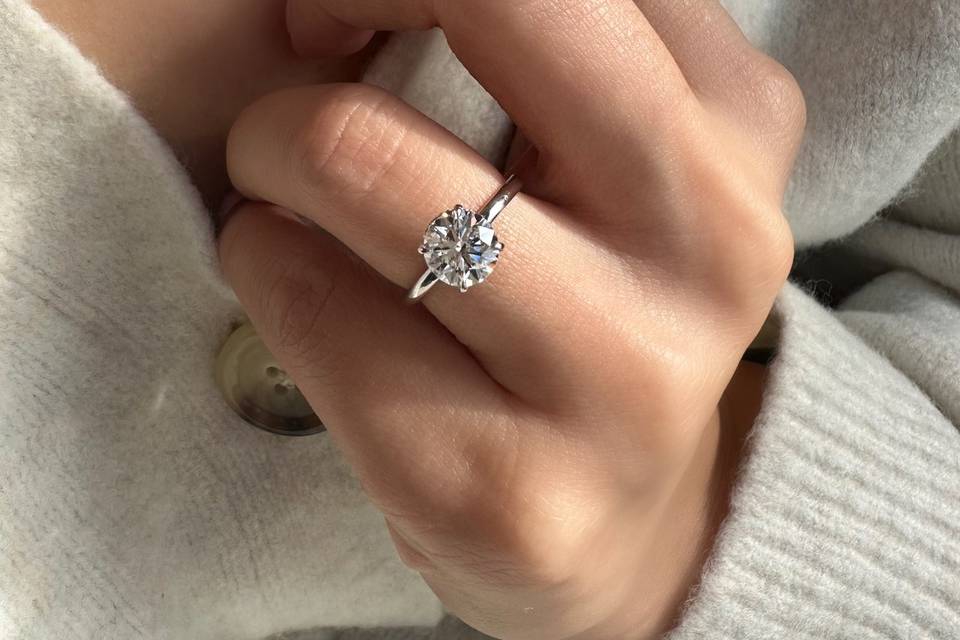 4-prong engagement ring