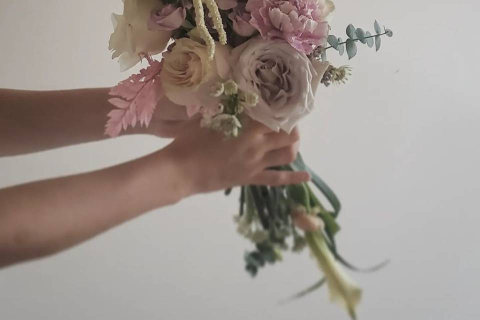 Long bouquet style