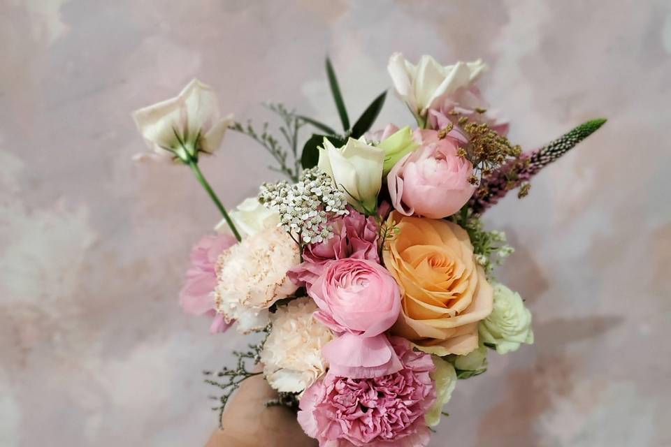 Toss bouquet