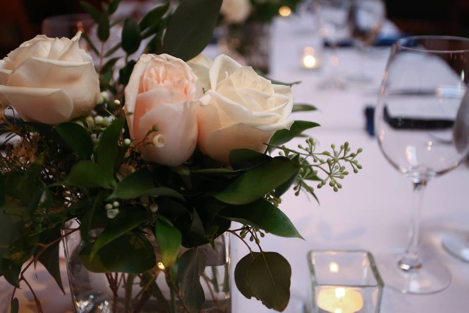 Table details - Studios Photography