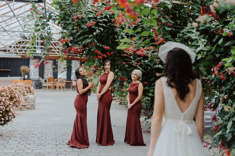 Bridesmaid first look