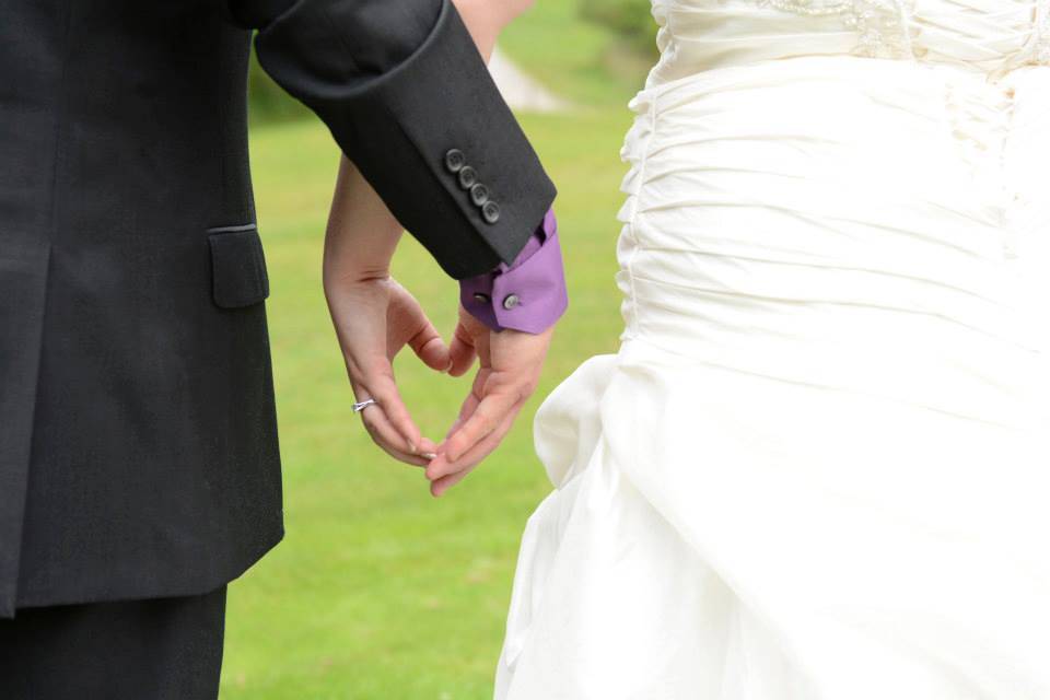 Etobicoke, Ontario bride and groom