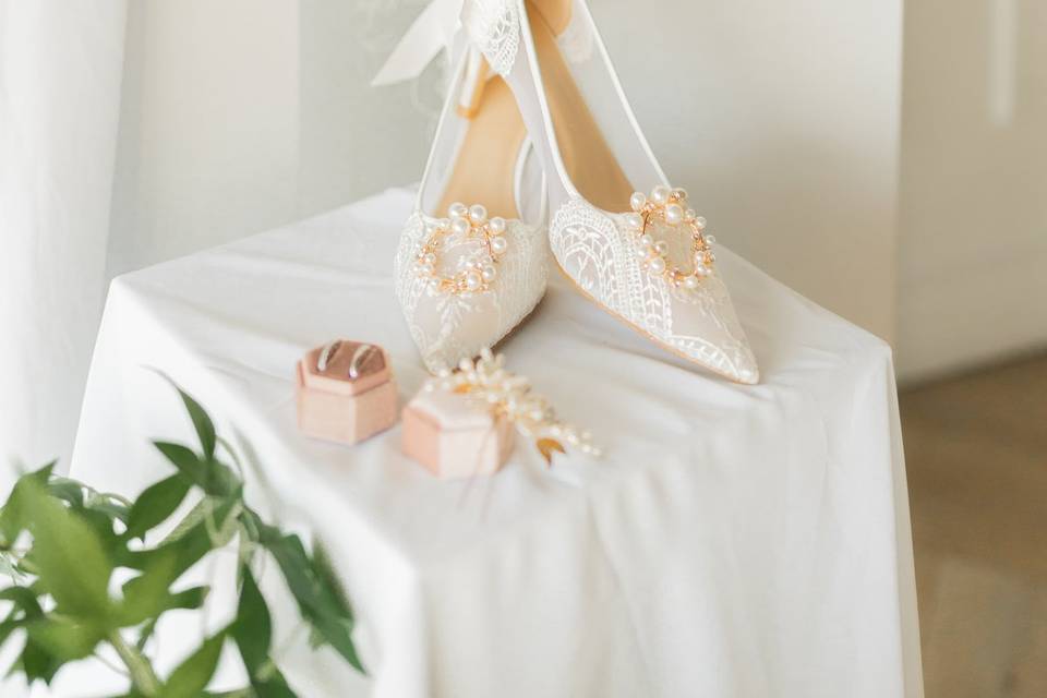 Wedding shoes detail photos
