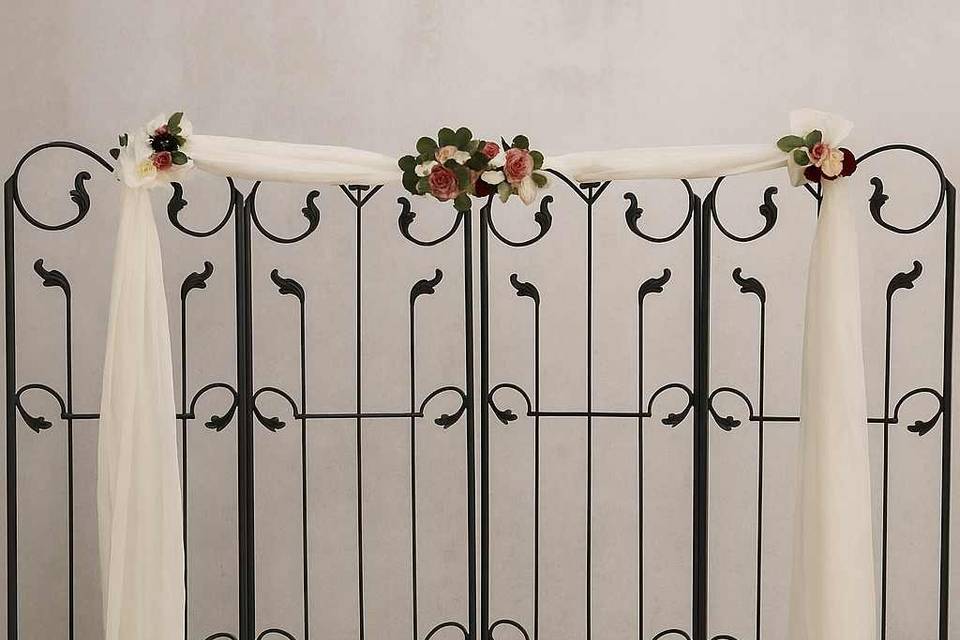 Outdoor ceremony backdrop