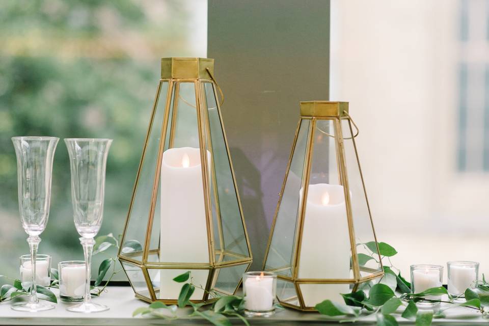 Geometric candle holders