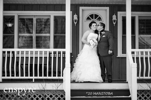 Stouffville, Ontario wedding couple