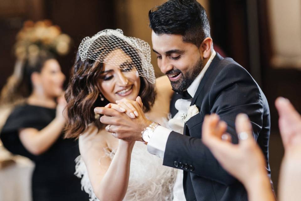 Soheila & Sameer enjoy dancing