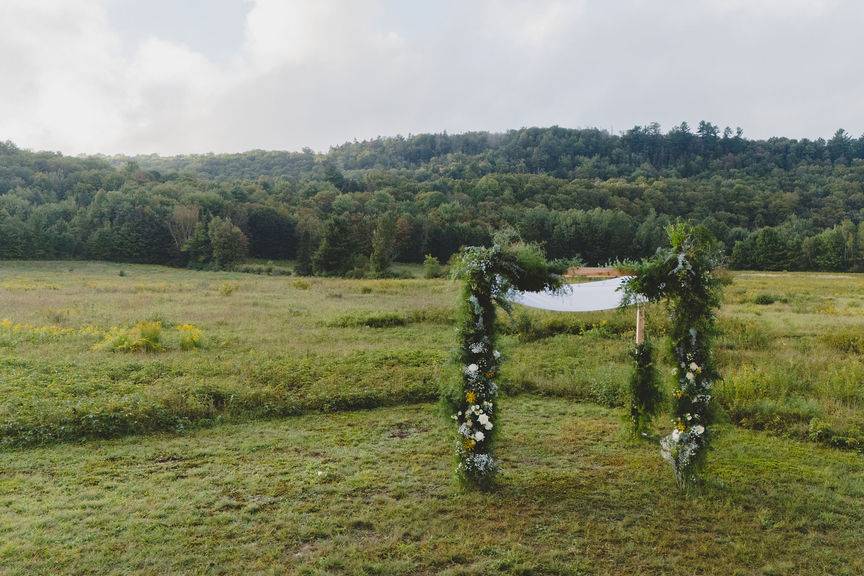 Ceremony w Mountain Backdrop