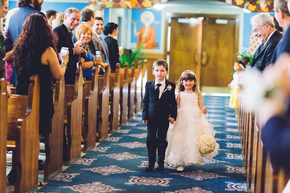 Flower girl and ring bearer