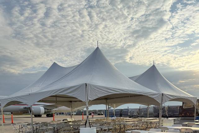 30X40 HIGH PEAK TENT ANCASTER