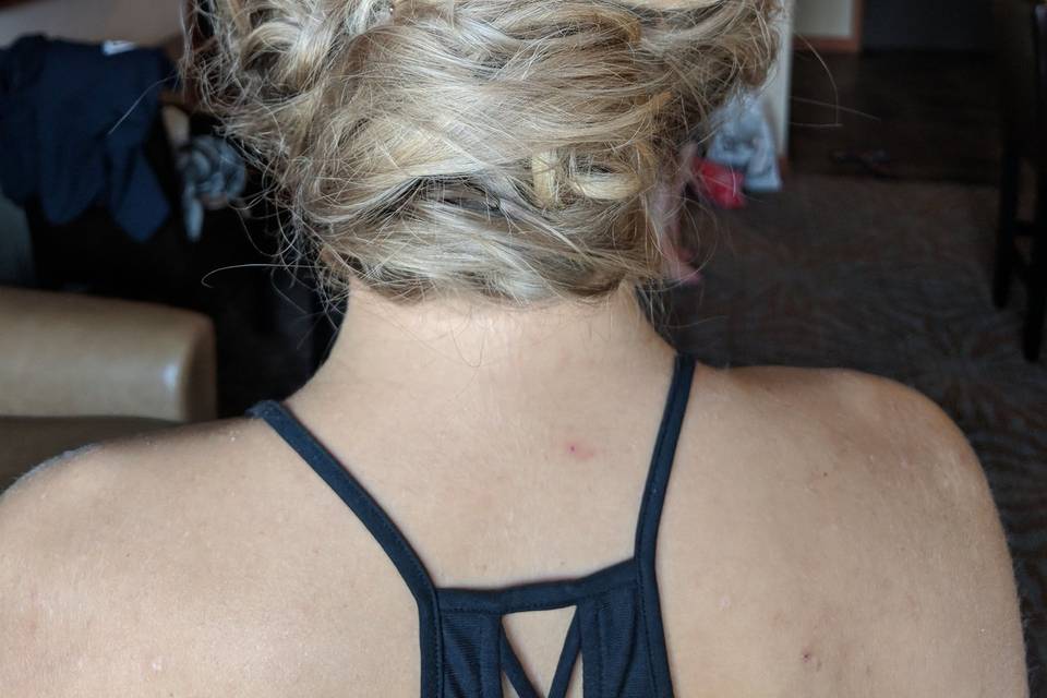Textured Bridesmaid Hair