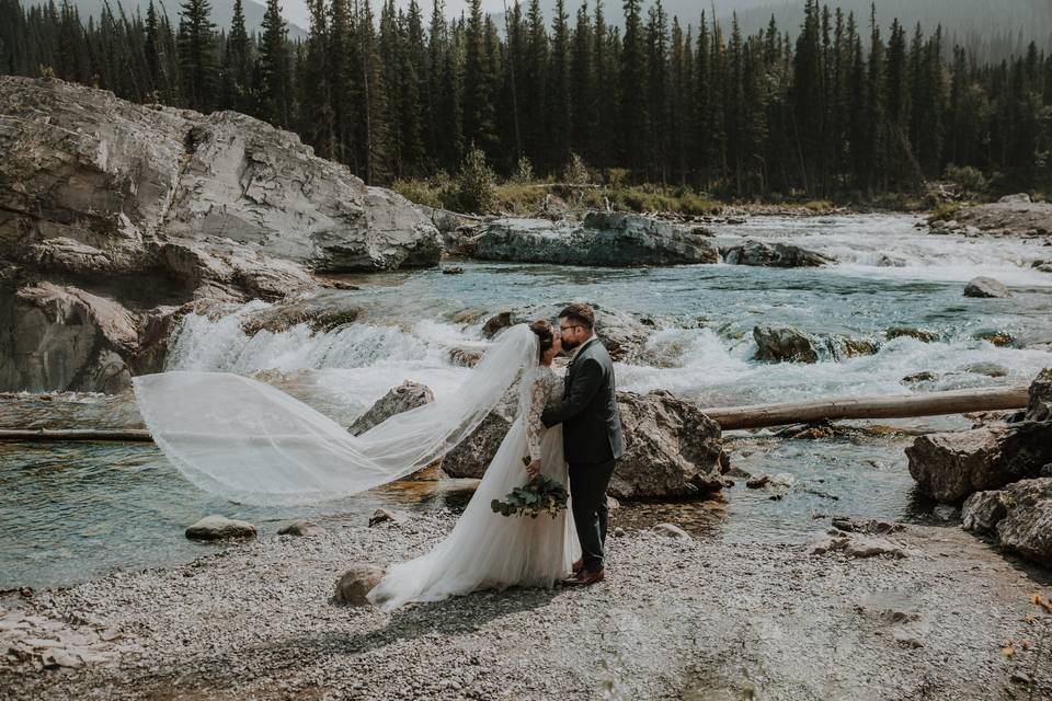 Elbow Falls, Alberta Wedding