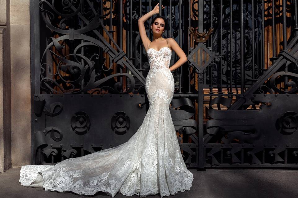 The Jewelry Lady's Store - Incredible wedding dress designed by