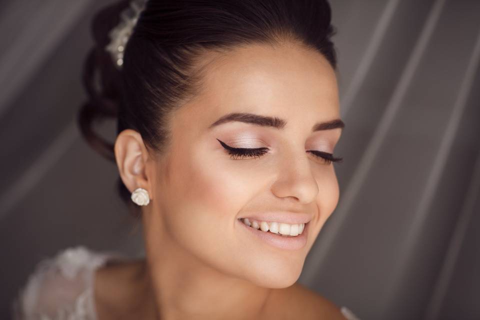 Nury-Neutral bridal makeup