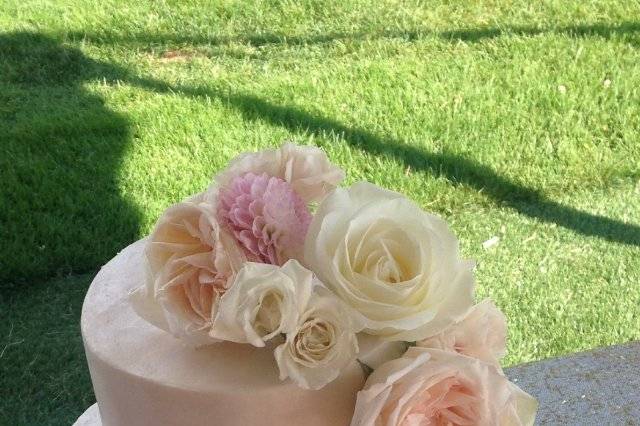 Buttercream flower cascade