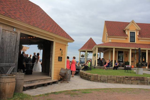 Magnetic Hill Winery And B&B - Venue - Moncton - Weddingwire.ca