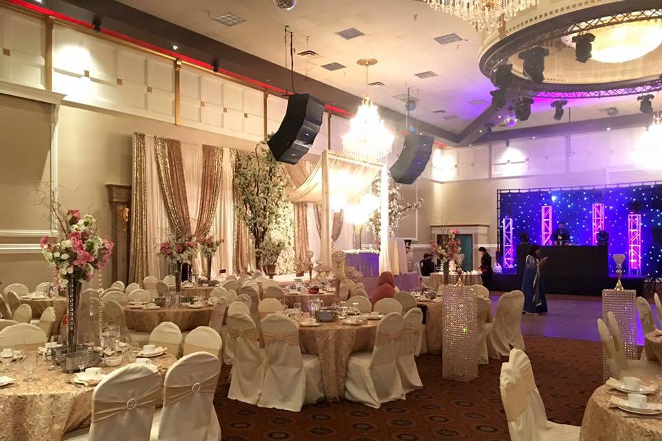 Surrey, British Columbia Banquet Hall Indian Wedding Venue