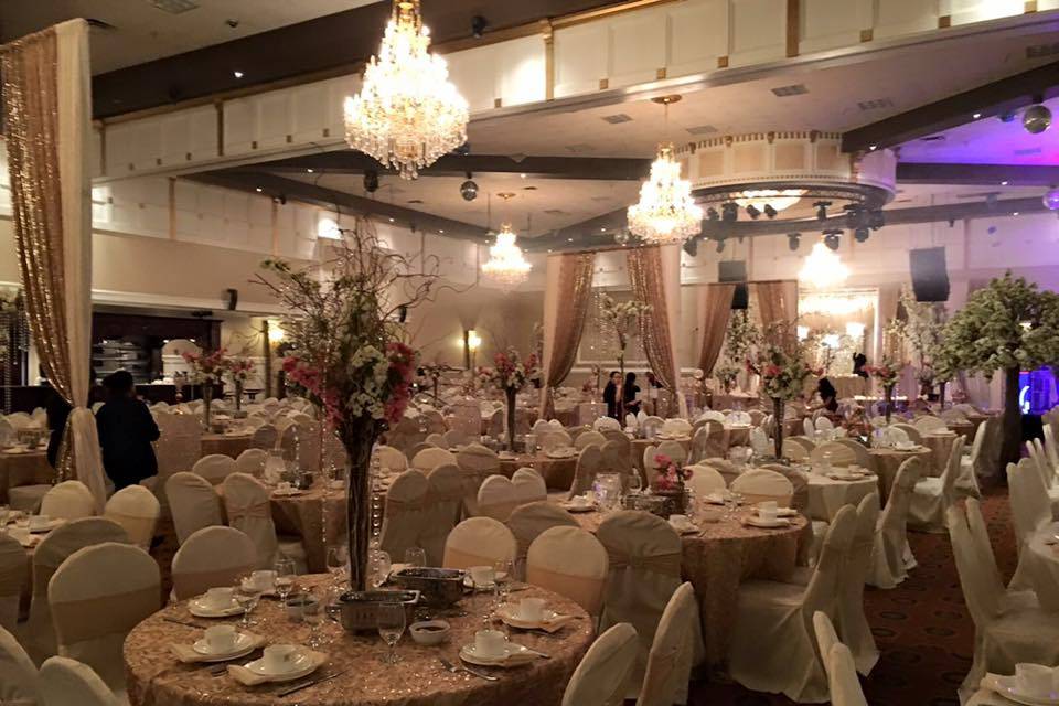Surrey, British Columbia Banquet Hall Indian Wedding Venue