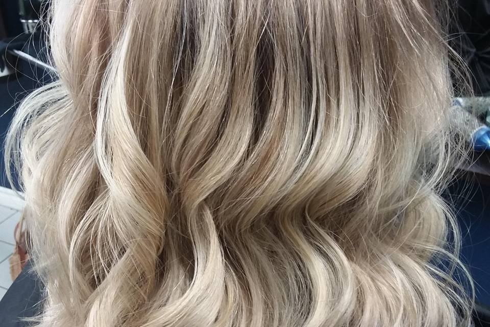 Highlights , curls and twist