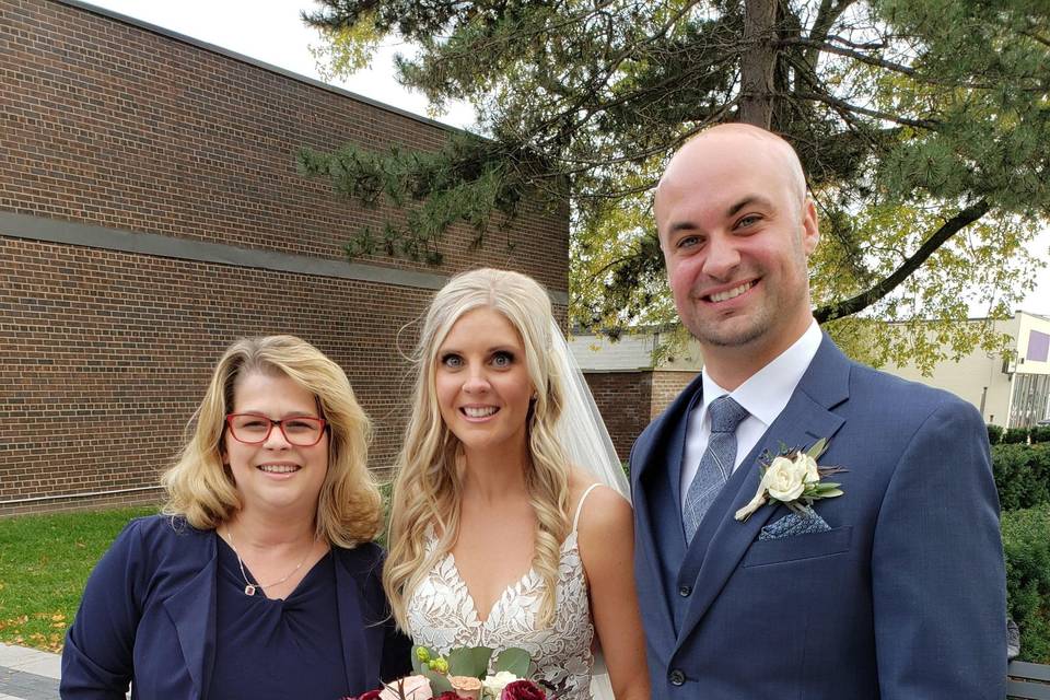 Officiant Janine, Meaford