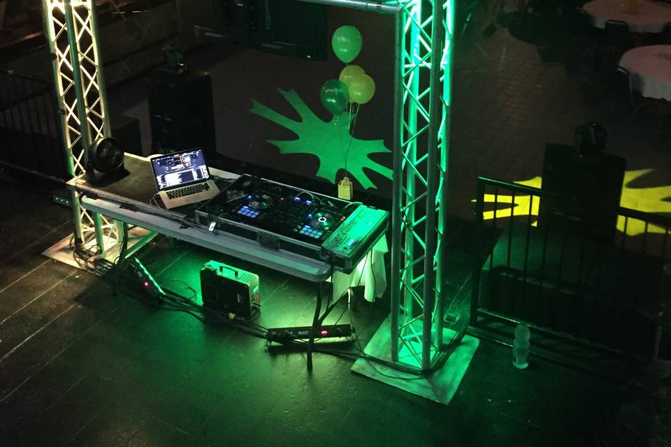 Phanatic Sound & Lights Video Dj Service