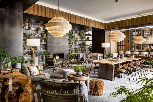 Flora lounge