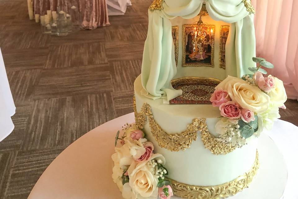 Chandelier cake