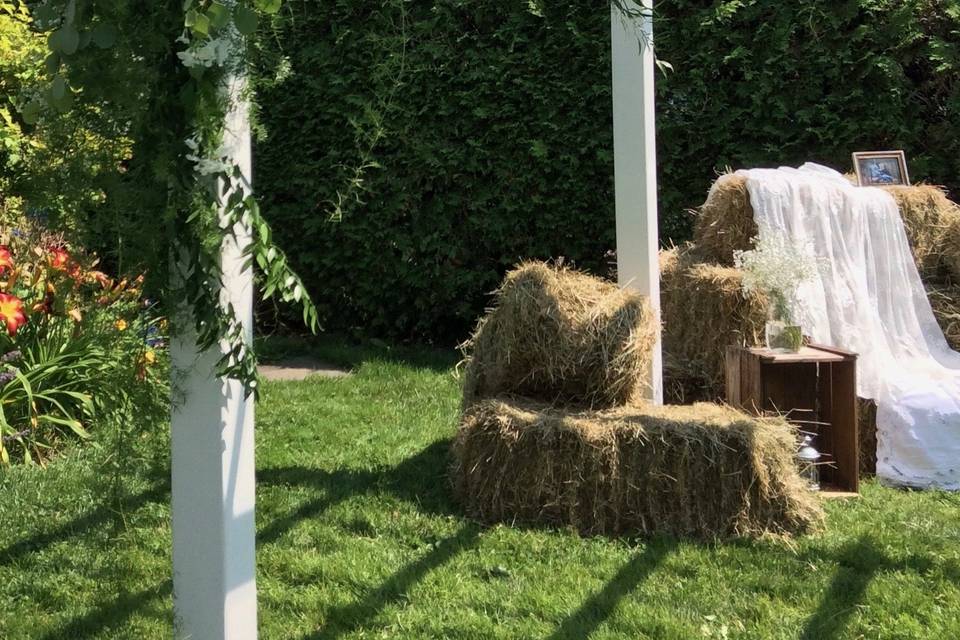 Pergola decoration