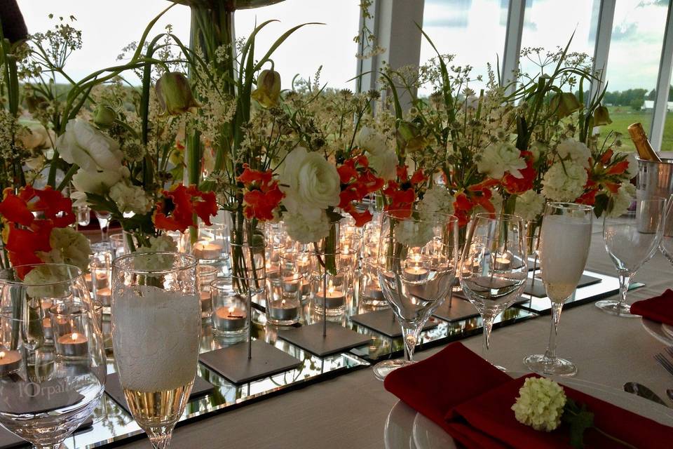 Mirror table scape