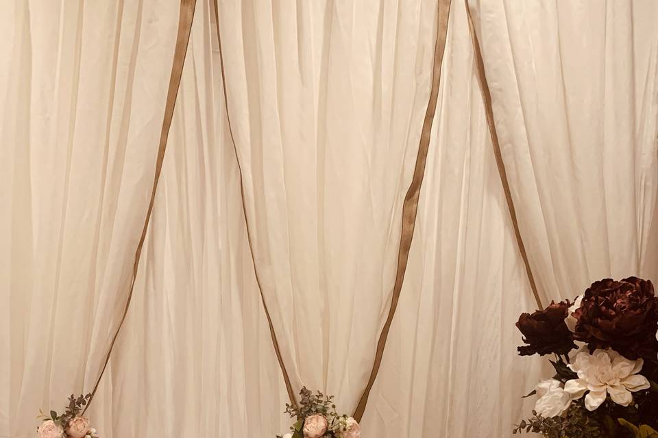 Pipe and Drape with Decor