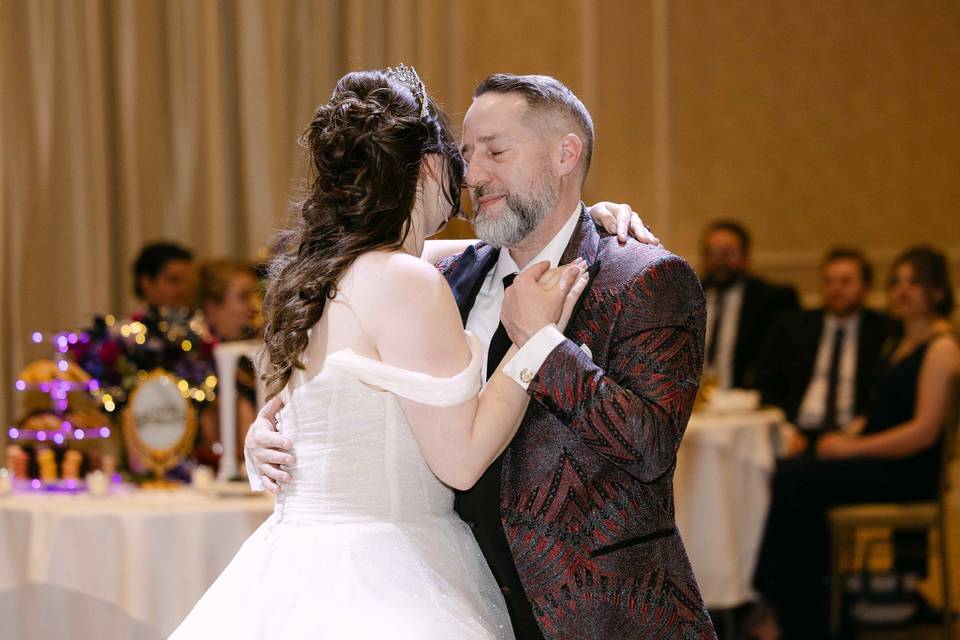 Father and daughter dance