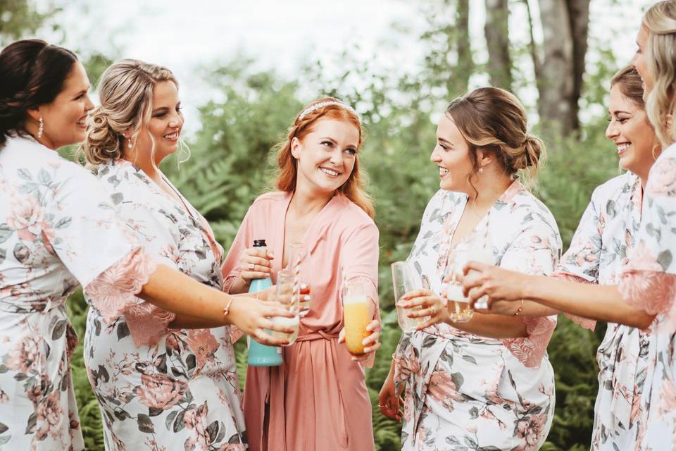 Bridesmaids cheers