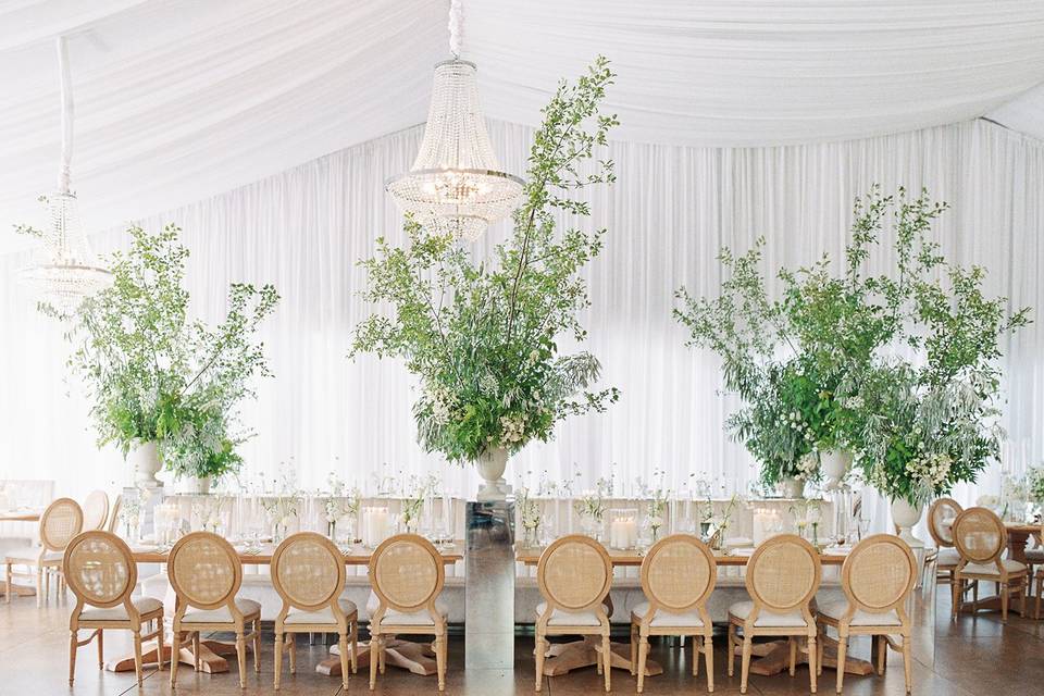 Luxury willow inn wedding