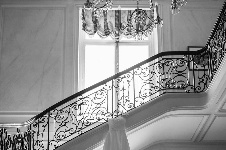 Wedding dress chateau