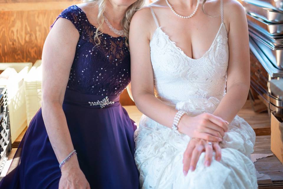 A bride and her mom