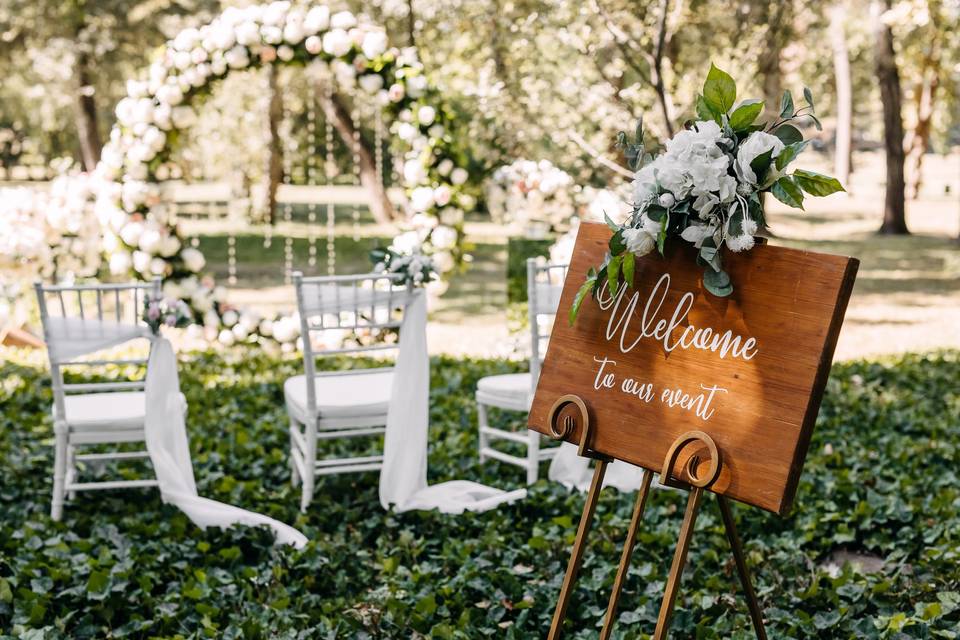 Pop-Up Wedding Decor