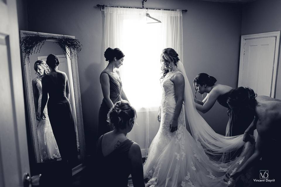 Bridesmaids at work