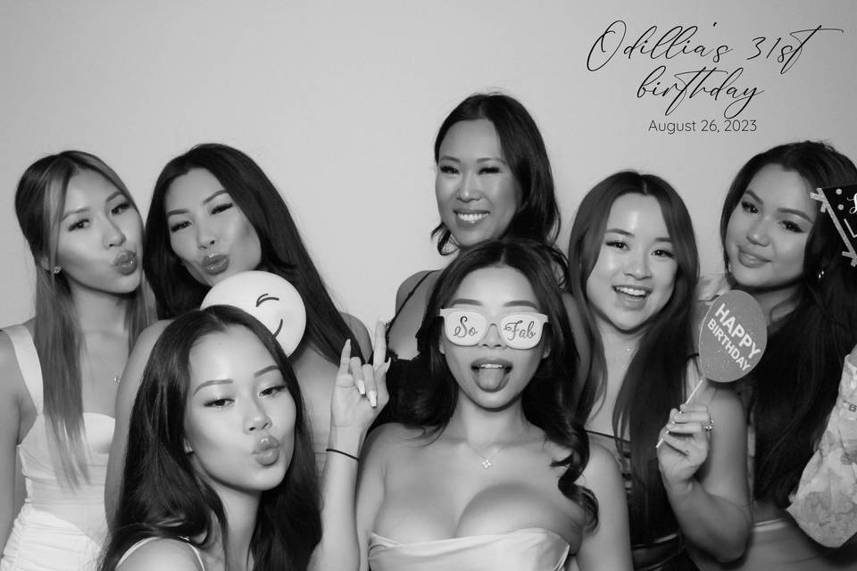 Group holding props