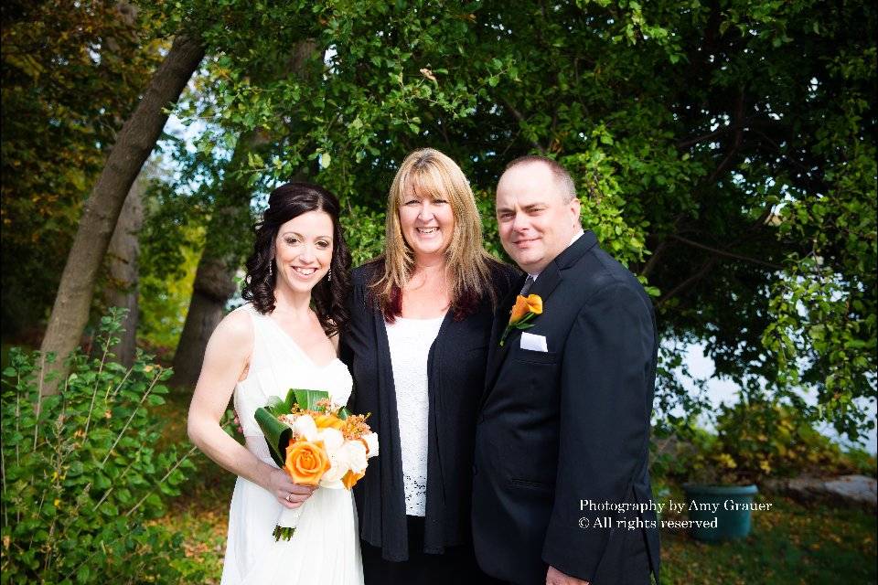 Le Bouquet Blanc - Officiant - Montreal - Weddingwire.ca